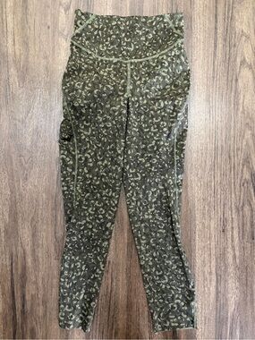 Size 4 Lululemon